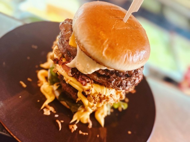 Bryan Monster XXL — 4 steaks, cheddar, bacon